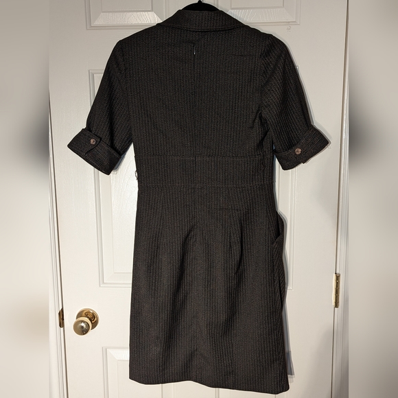 Le Chateau brown work dress with pockets, made in Canada - Picture 5 of 5